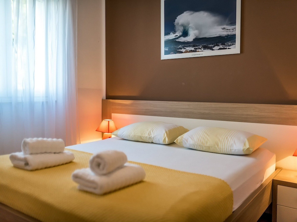 Apartments Gulin