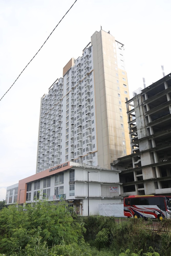 Capital O Iconic Rooms @ Golden City