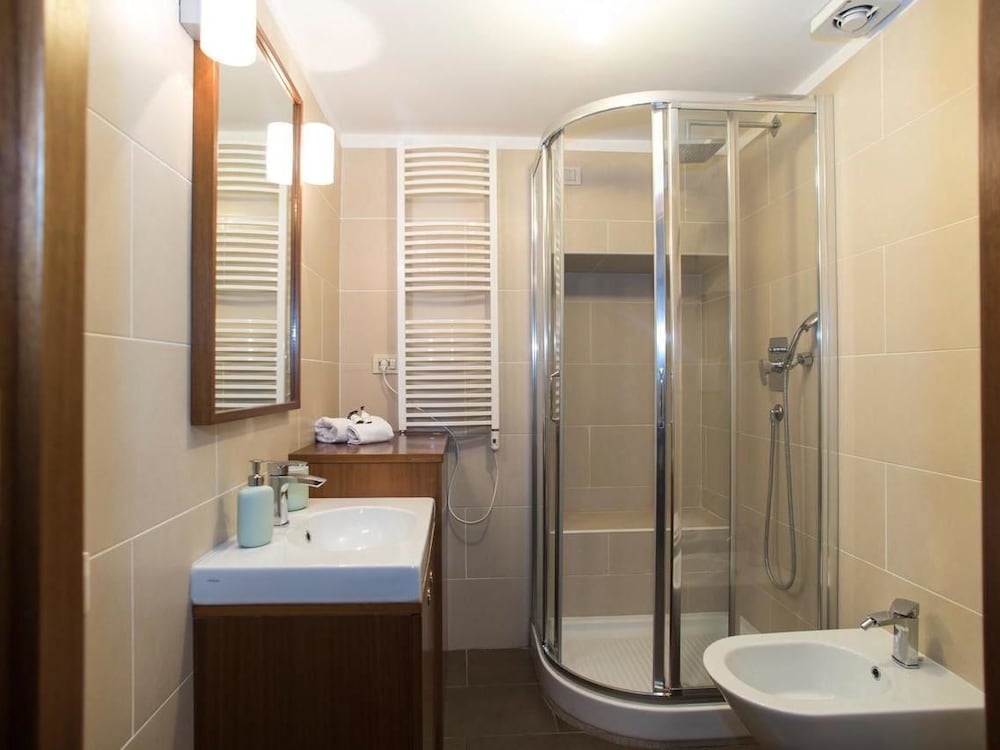Trevi Fountain - Lovely Loft Apartment