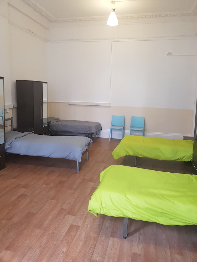 Halpin House - Hostel