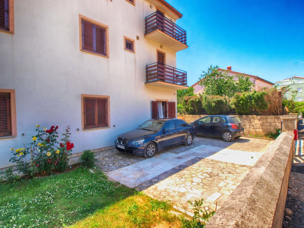 Apartment Desanka 668