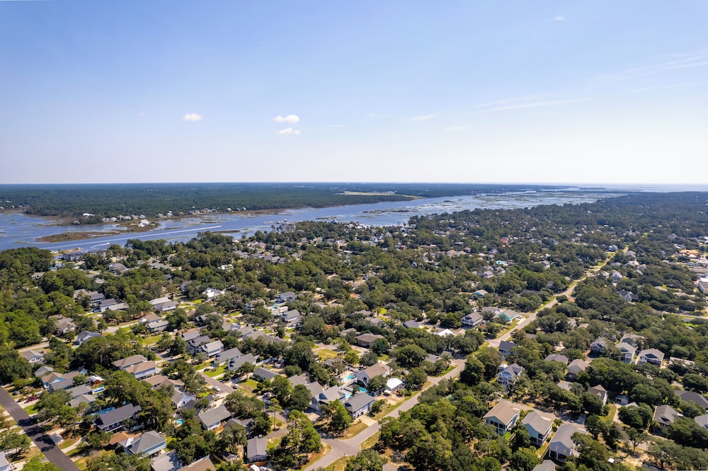 < 1 Mi to Beach: Home w/ Pool in Oak Island!