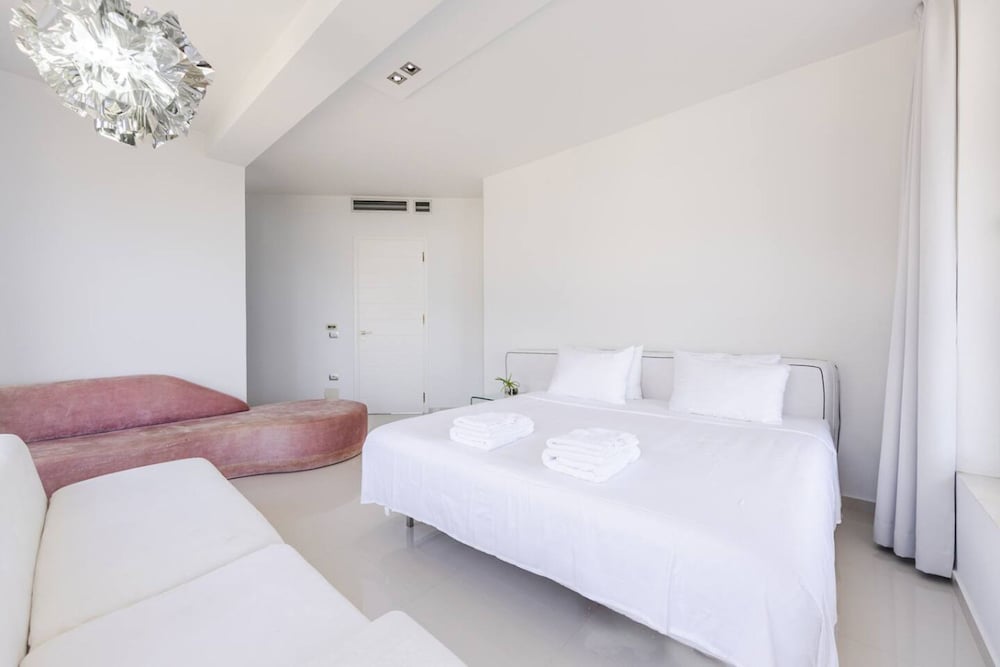 Villa Belle Azure in Gjilek