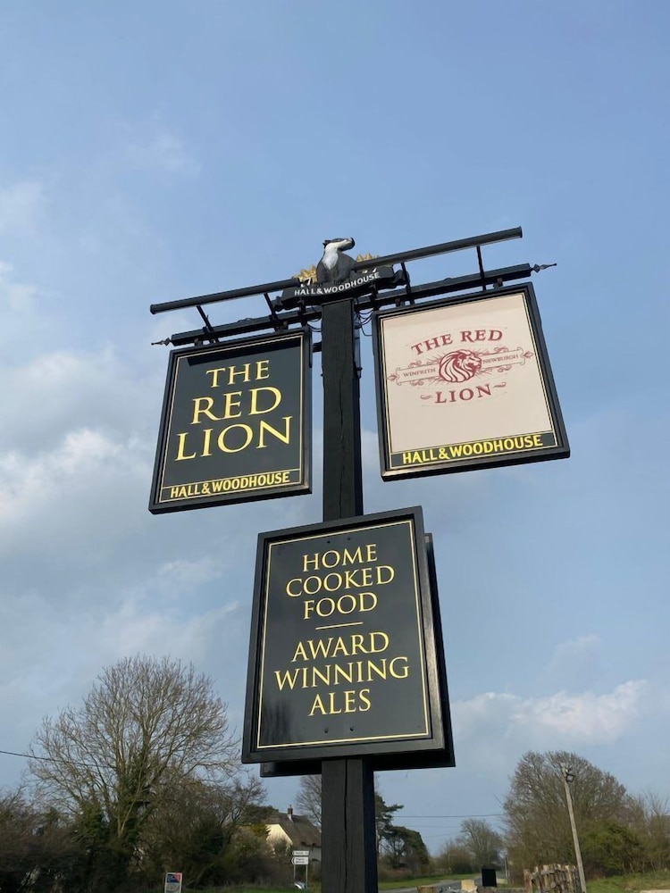 The Red Lion