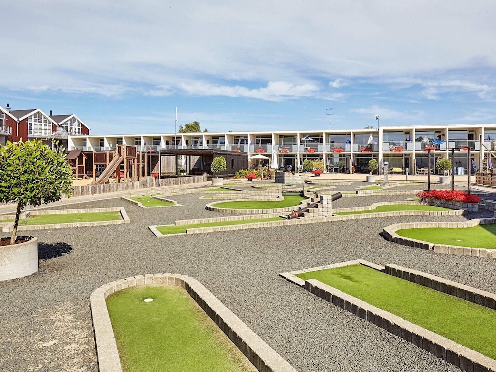5 Person Holiday Home on a Holiday Park in Glesborg