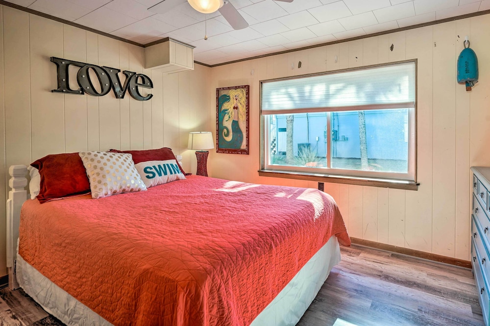 Gulf Views & Beach Access: Pet-friendly PCB Home