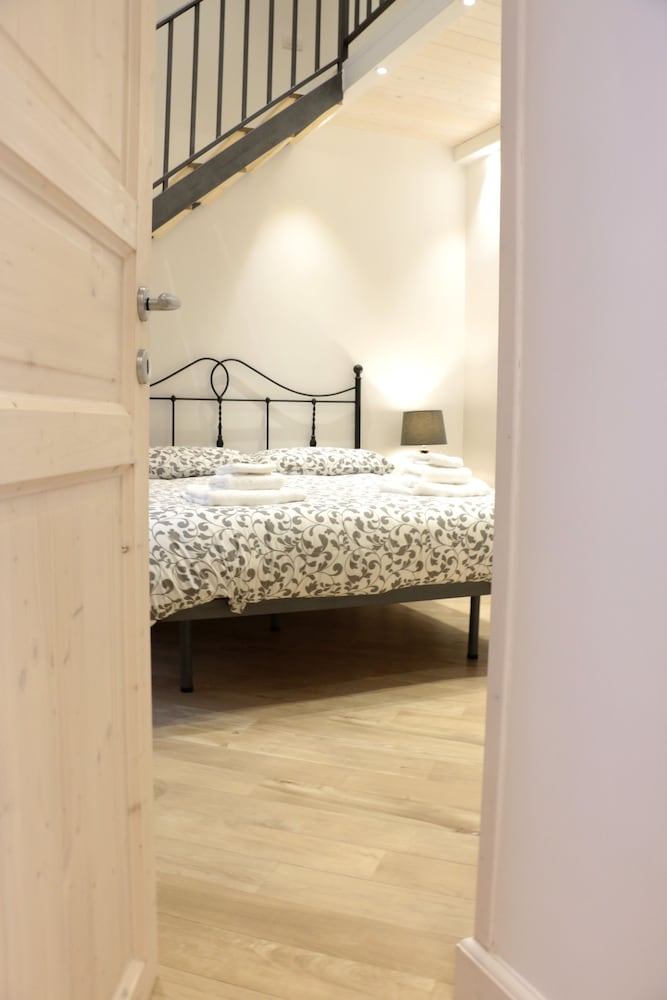 B&B Napoli La scalinata di Chiaia
