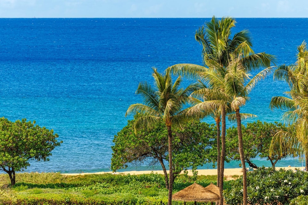 Honua Kai Hokulani 2 Free Rental Cars KBM Resorts Extra Large Lanai 2 Units, 5 Bedrooms HK Ml-1913
