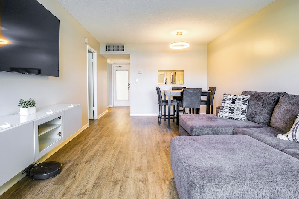 Community Pool: Lauderhill Vacation Rental