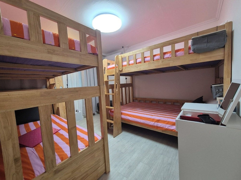 Riverside Guest House