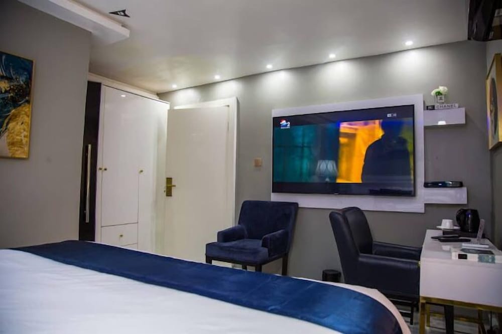 Republican City Apartment