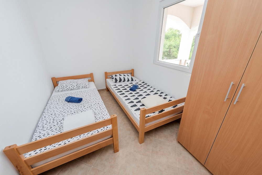 Apartments Simic view 3