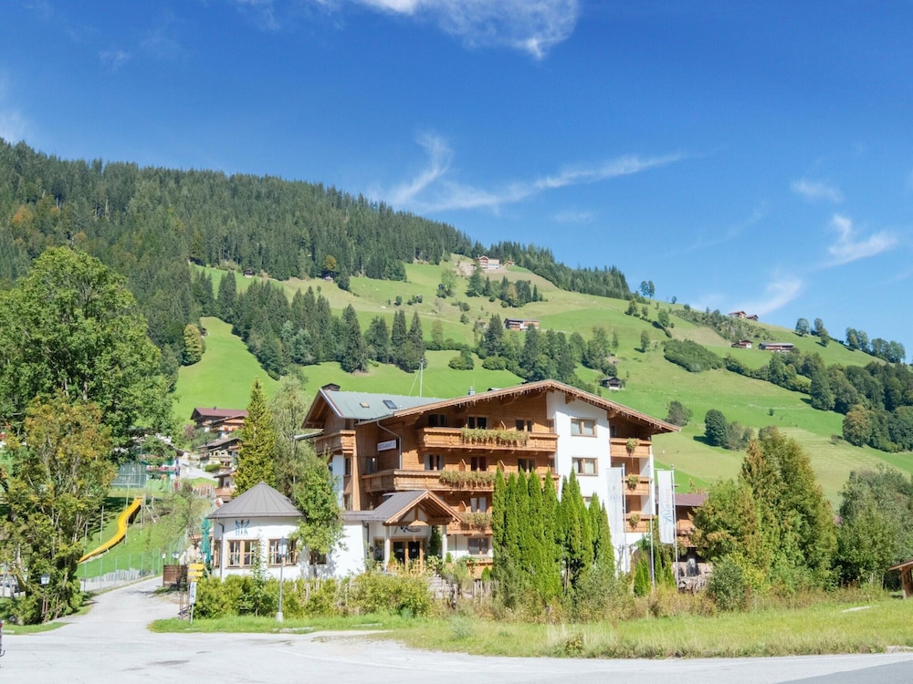 Holiday Apartment for Groups in Oberau