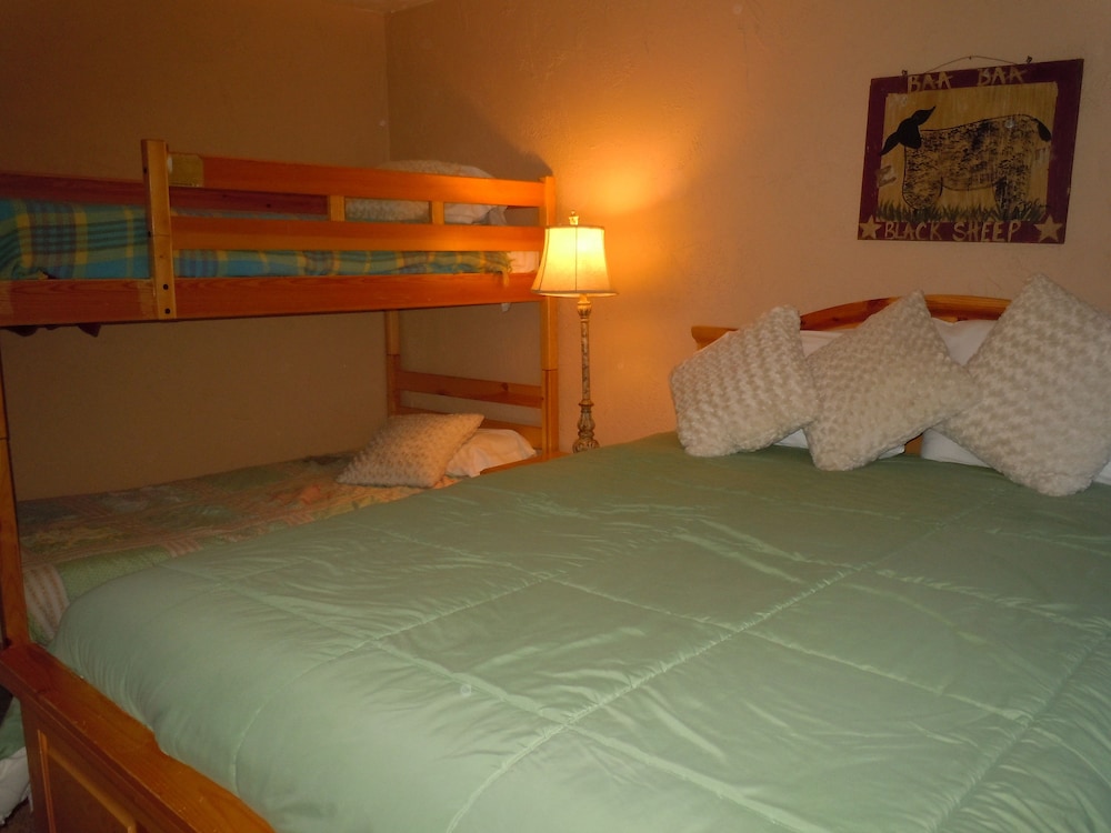Snow Summit Townhouse Rentals & Sales
