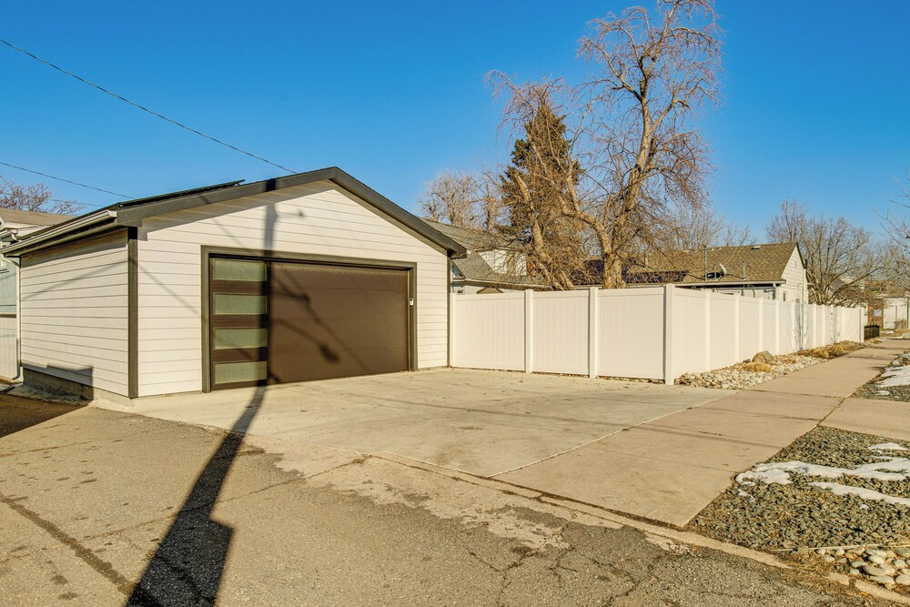 Walk to City Park: Chic Home w/ Hot Tub & Yard