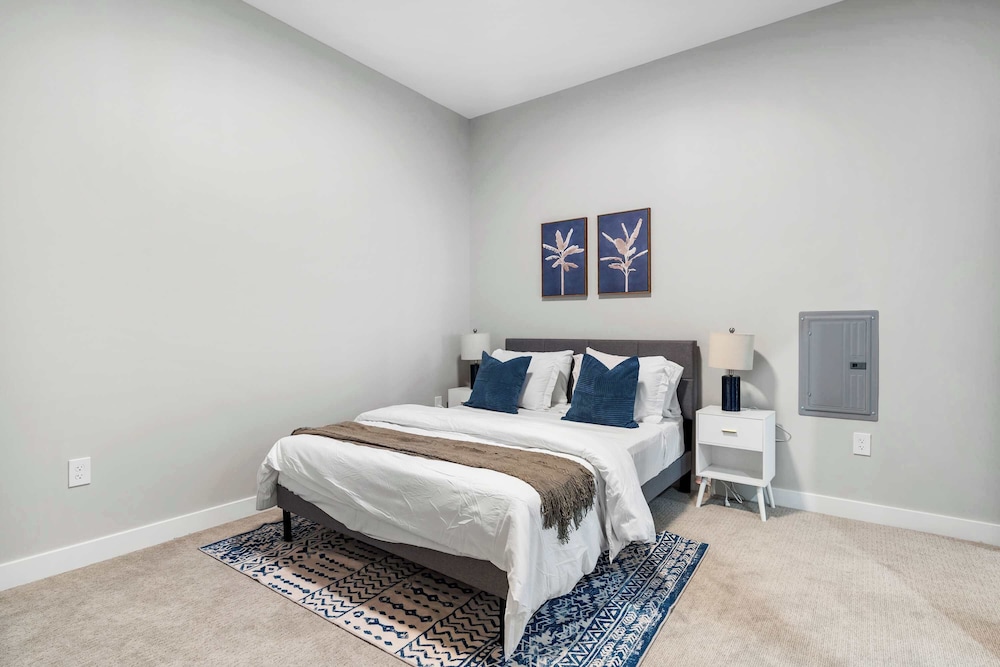 CozySuites at Textile