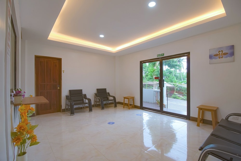 OYO 781 Junie Pension House view 2