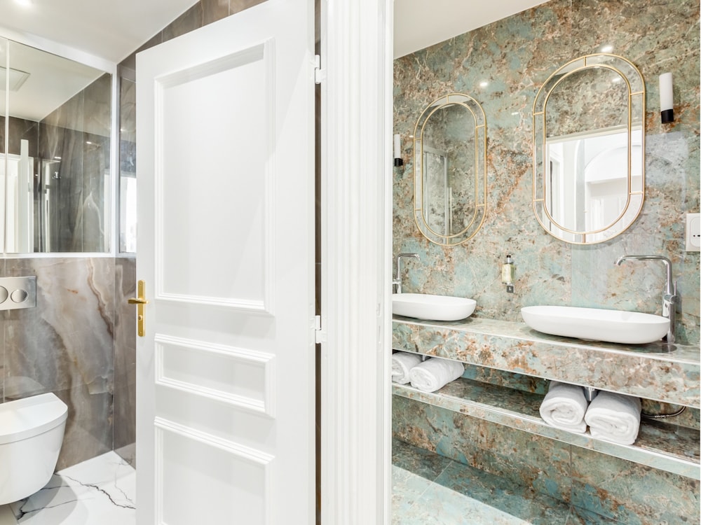 Merveil Luxury Suites - Opera - Volney I-II