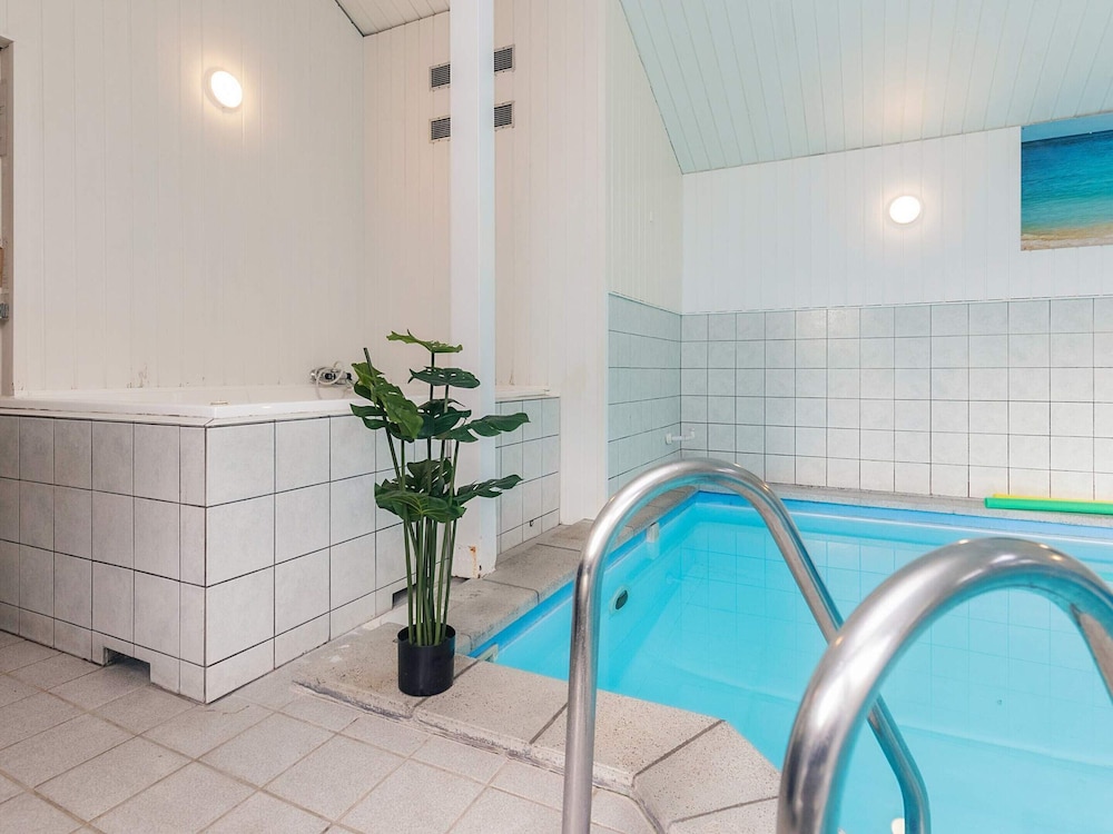 4 Star Holiday Home in Vaeggerlose