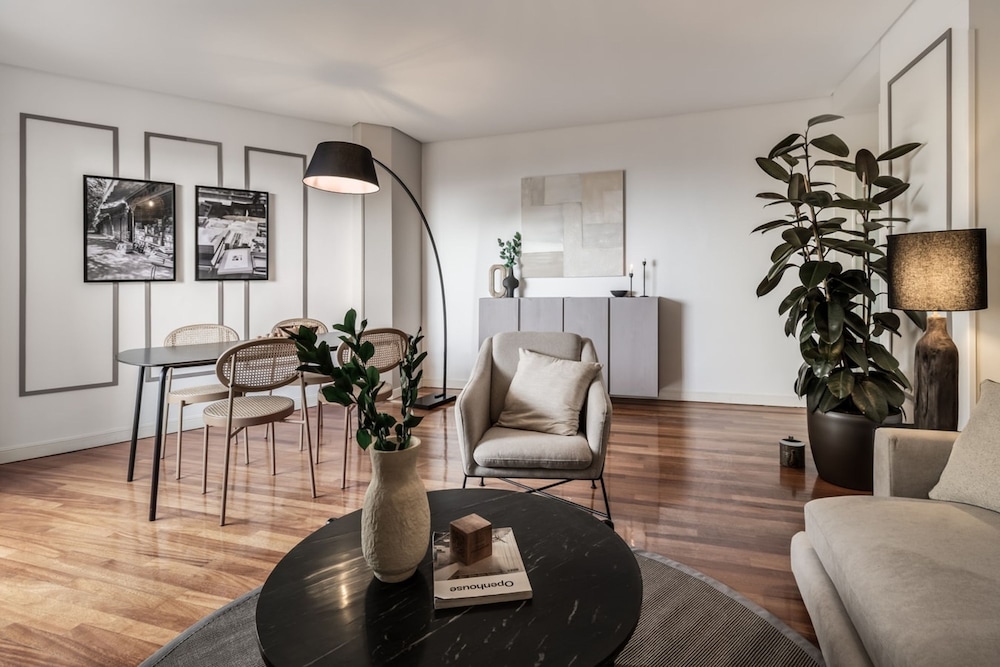 Lineal - 2 Bedrooms and Balcony in Goya