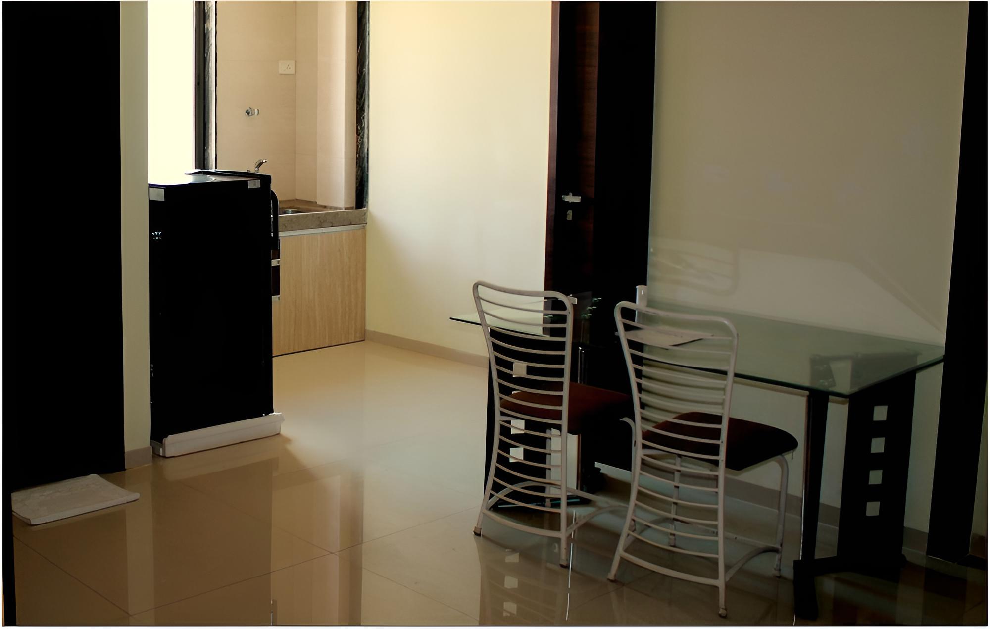 Bird Of Paradise- Hospitality view 5