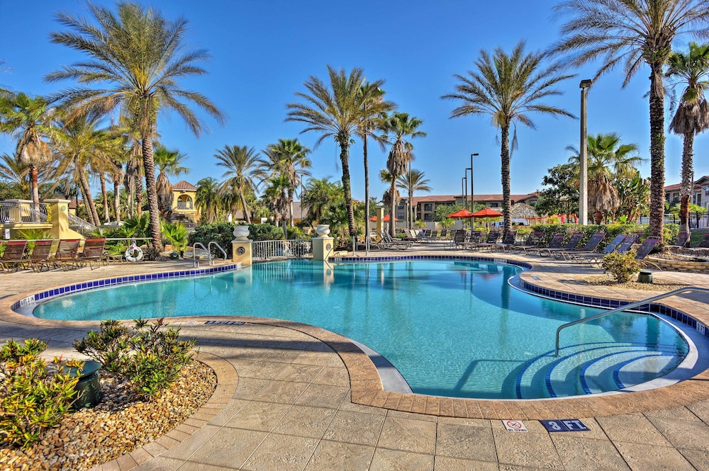 9 Mi to Disney: Spacious Resort Home w/ Lazy River