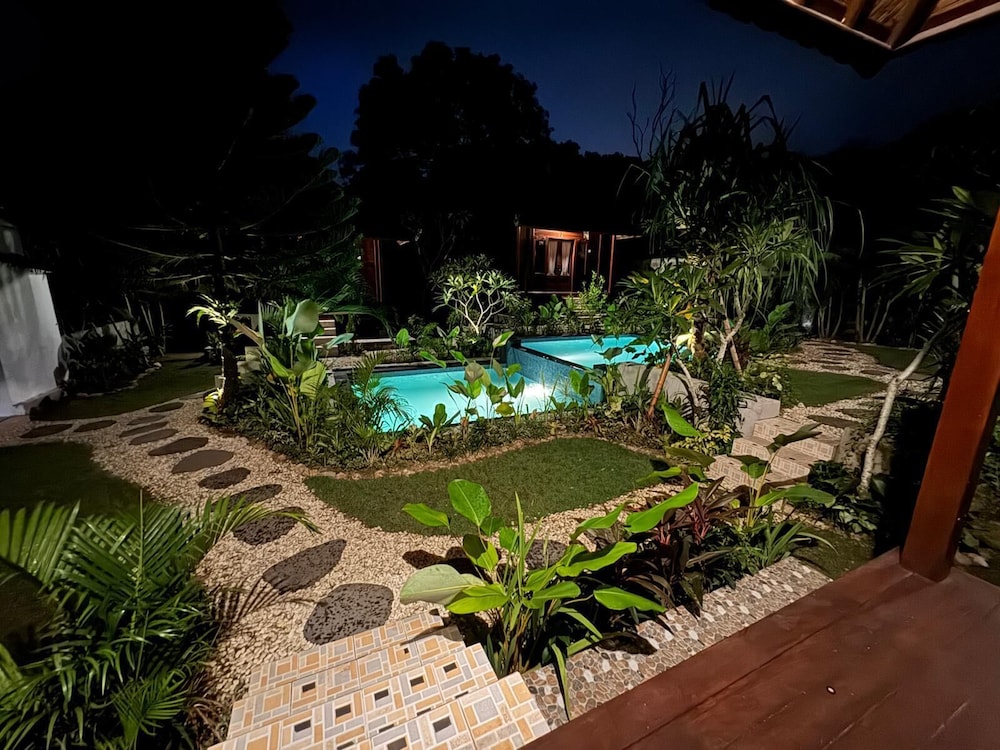 Puri Sari Villas Restaurant and Bar