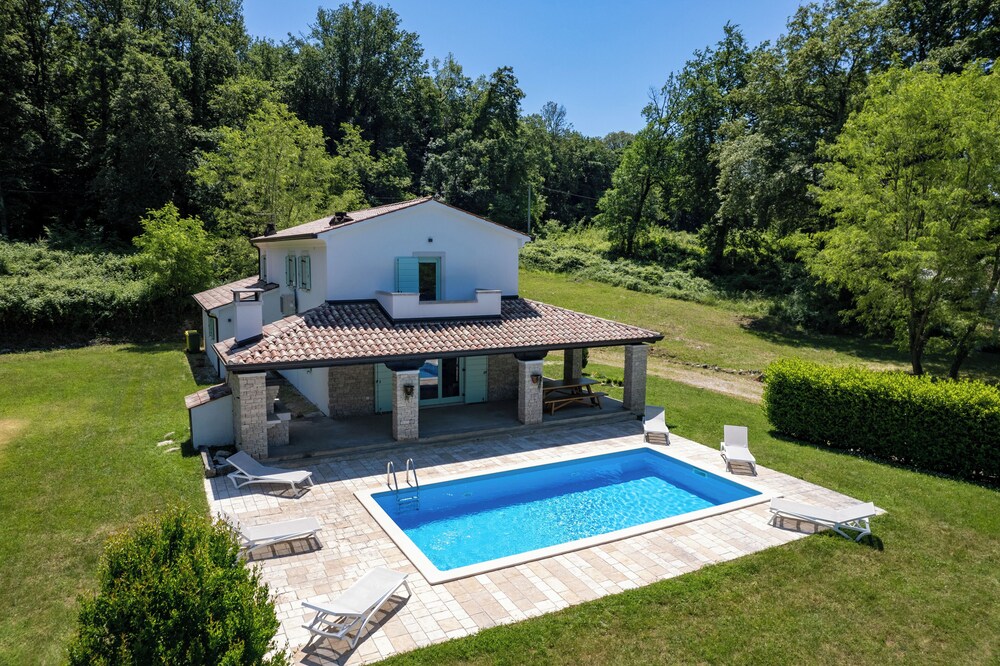Villa Portobello Green view 5