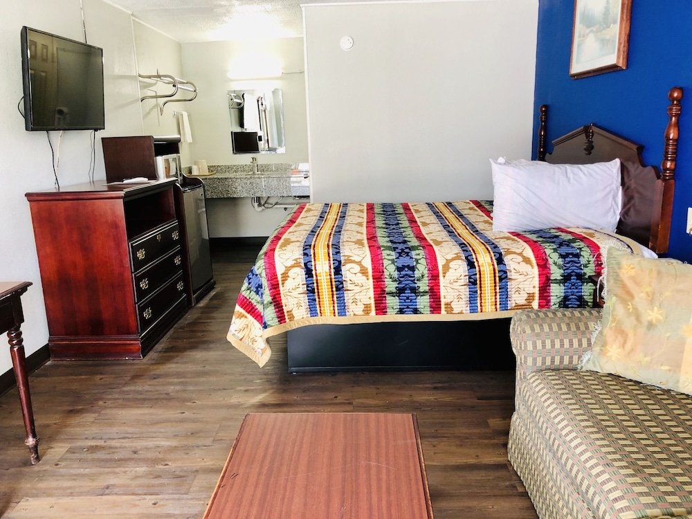 Linwood Motel - Property Image 5