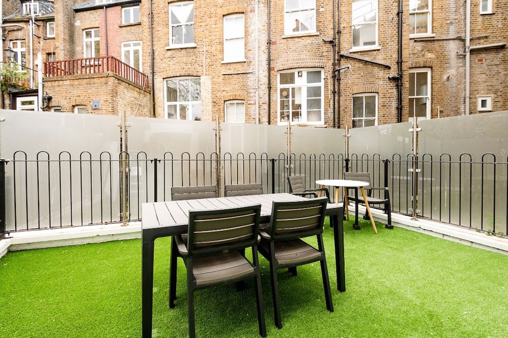 The Village Vixen- Hampstead Village - by Out of Office Lifestyle