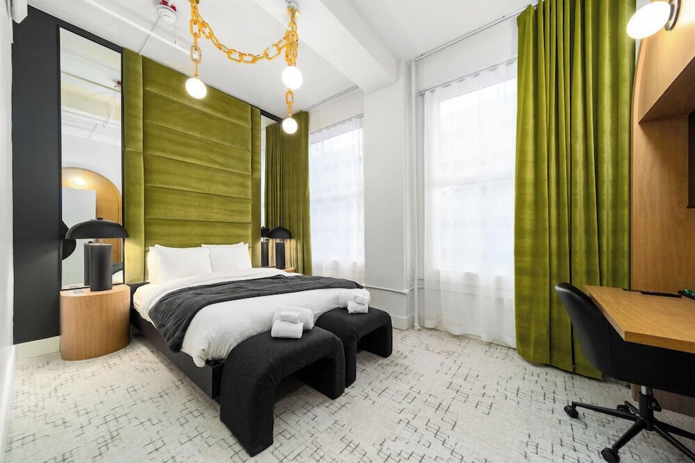 Symons Block Hotel