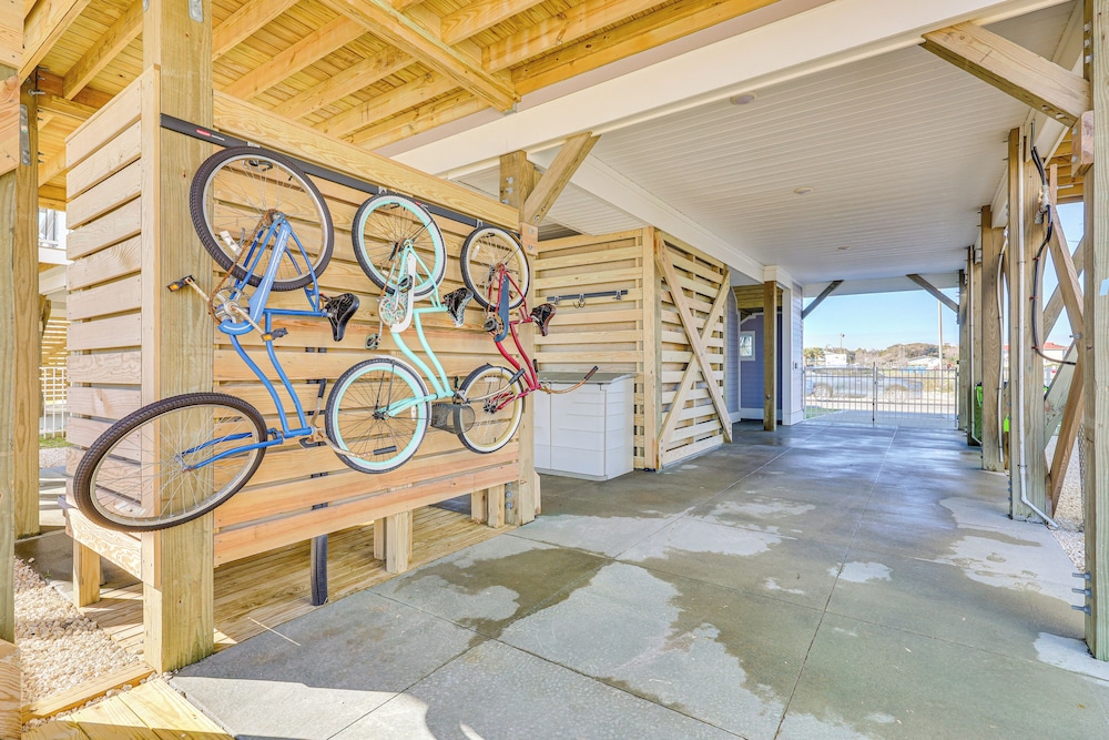 Walk to Beach: Coastal Oak Island Gem w/ Elevator!
