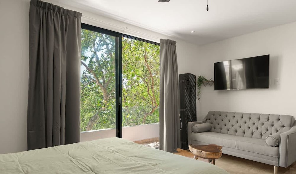 Cozy Great Located Studio w Amazing View