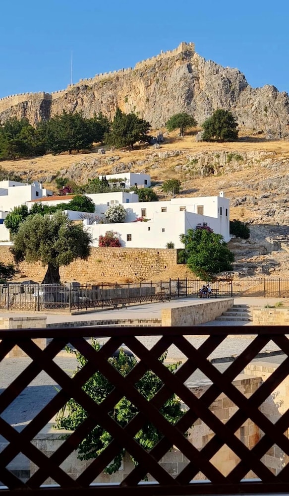 Lindos centre studios