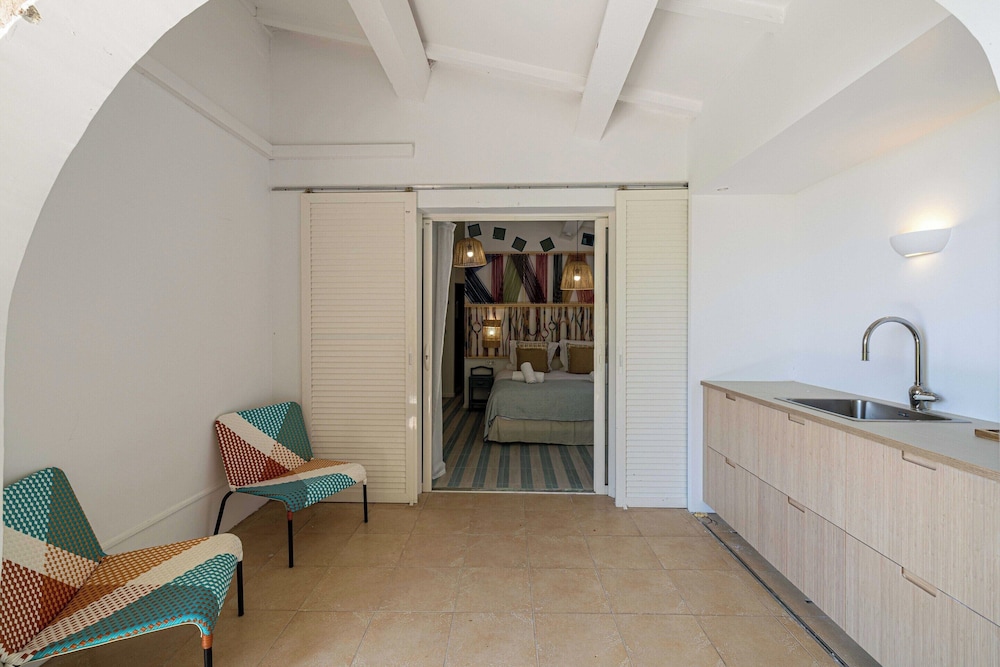 Sublime Apartment in Provencal Villa - 1br/2p view 5