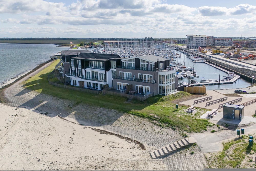 Luxe Appartement Vista Maris Somaris - Havenweg 8-50 Sint-annaland Oosterschelde