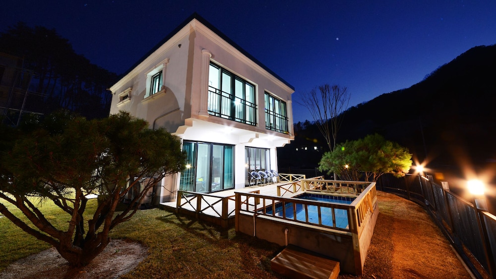 Eco Land Pension