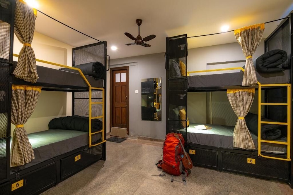 The Hosteller Mussoorie, Mall Road
