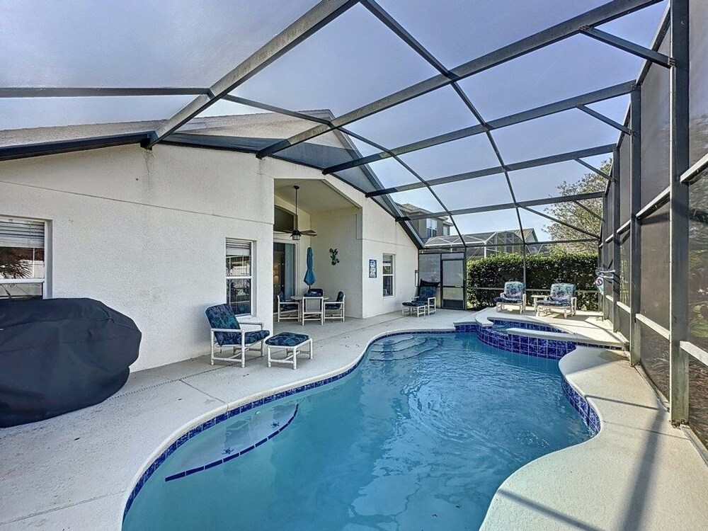 Spacious 4 Bed Villa With Pool/spa And Game Room 4 Bedroom Villa