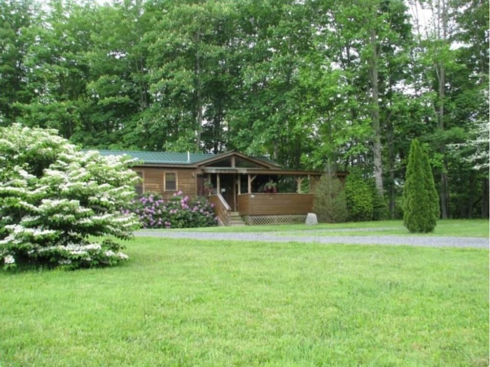 Linville River Log Cabins