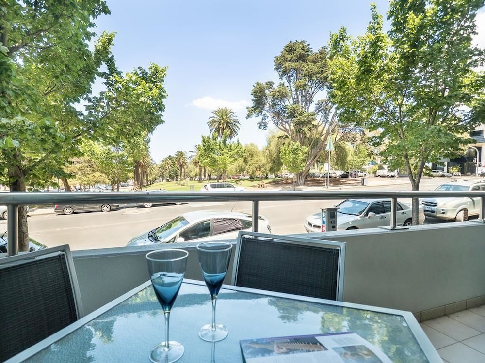 Waterfront By Gold Star Stays