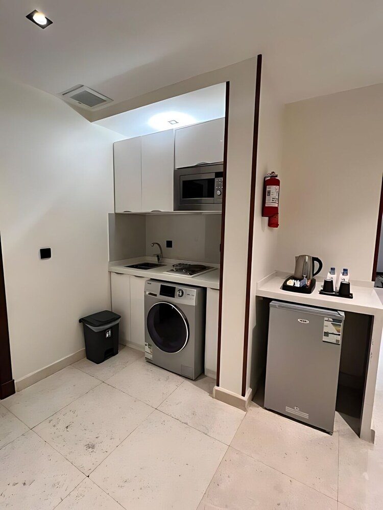 Kayan Serviced Apartments