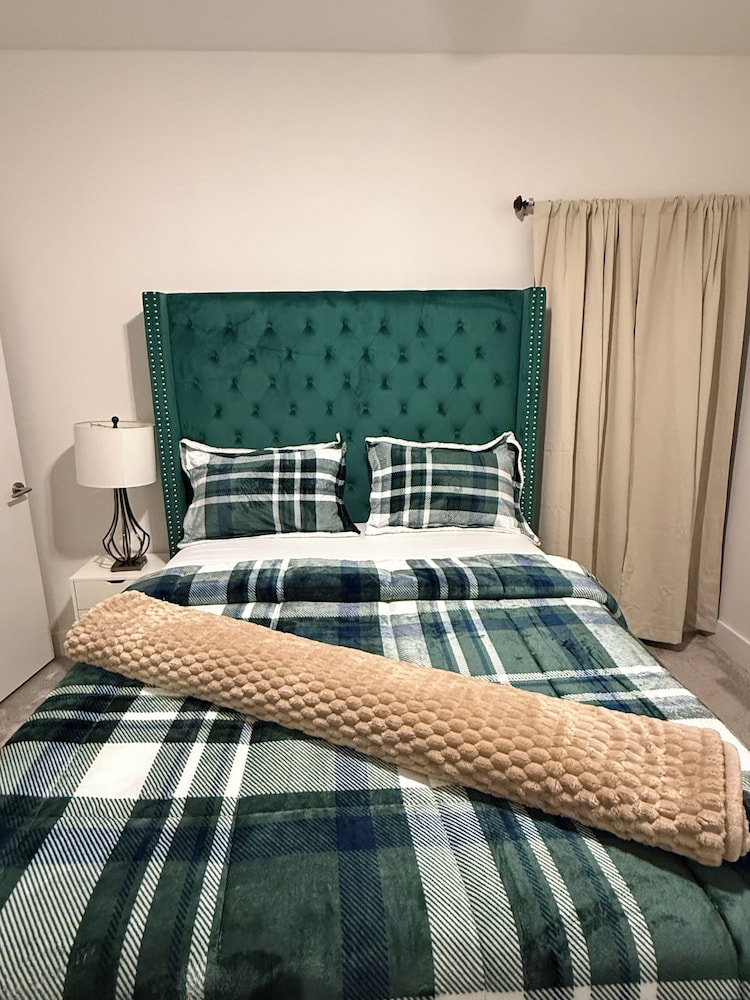 Luxury 3BR for Families Nurses and Group