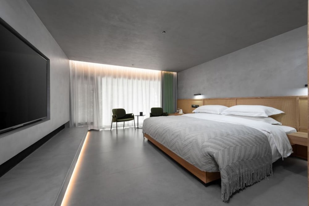 HUANG GUO SHU DUO BEI YUN SHE HOTEL