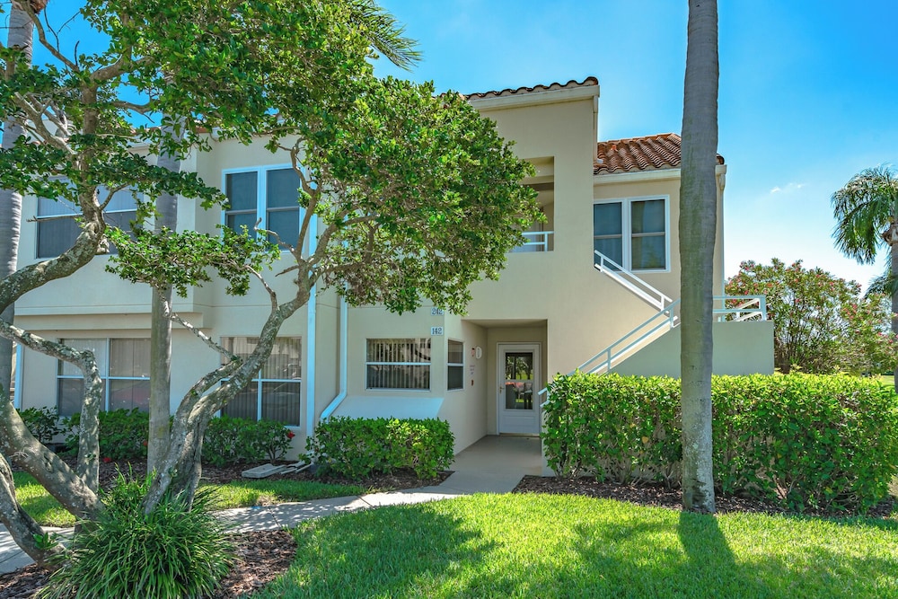 Vista Verde North 6-142 by Distinctive Beach Rentals