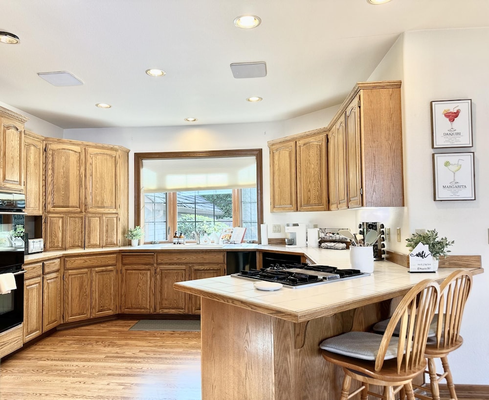 Coastal Haven Seaside Serenity Retreat