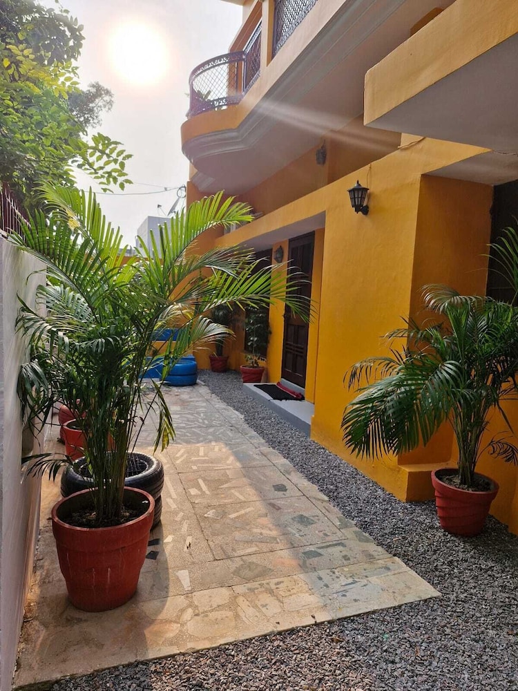 TNC Lucknow by The Nomad Cave Hostel