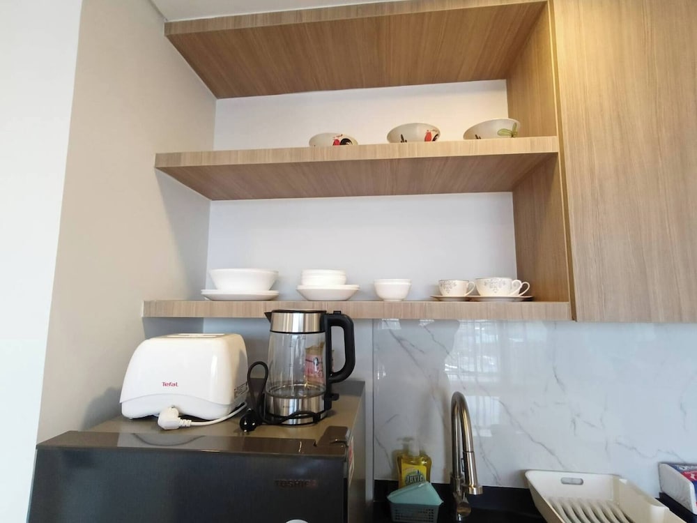 Luxury Large One Bedroom Seaview Serviced Apartment at Wongamat, Pattaya