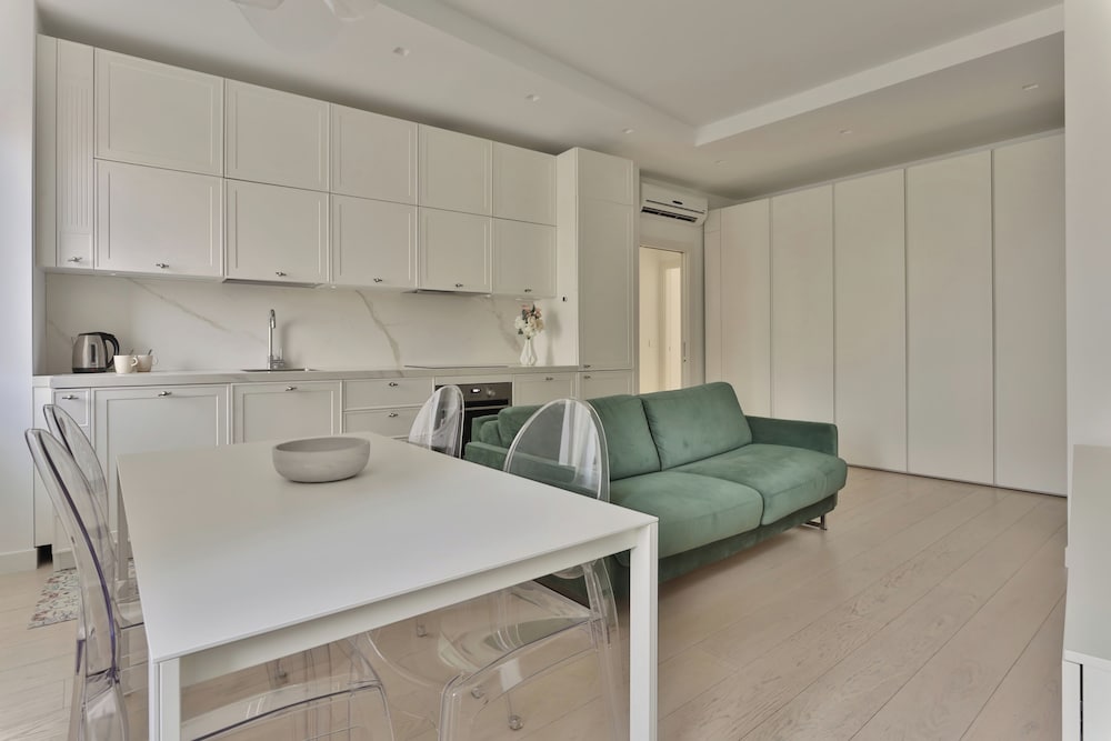 Elegant 2-bed apt in the Centre of Milan