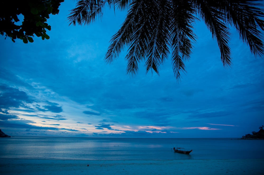 Bottle Beach 1 Resort